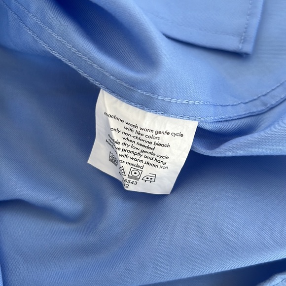 Donald J. Trump  non iron men’s button down blue shirt size 34/35 - Picture 8 of 11